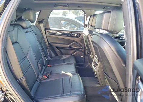 2021 Porsche Cayenne z USA, uszkodzony, nr VIN WP1AA2AY7MDA10166